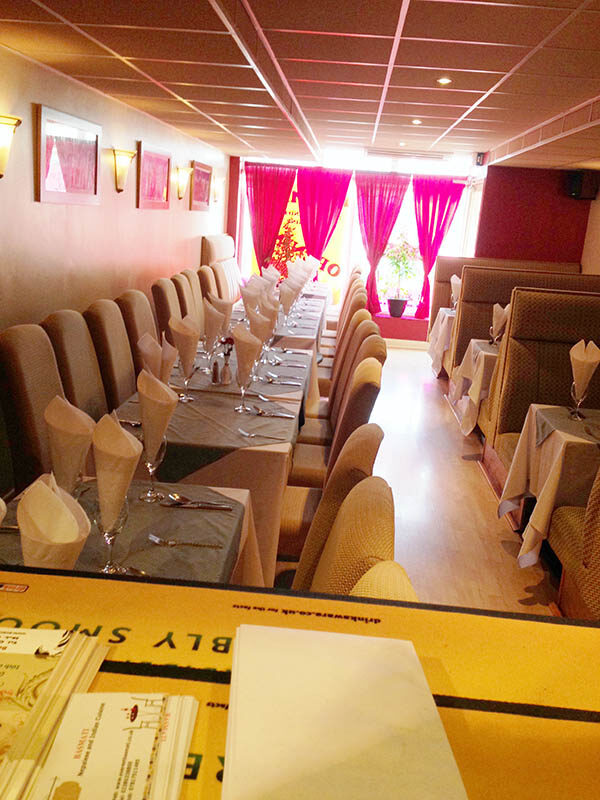 Booth seating with cream upholstery